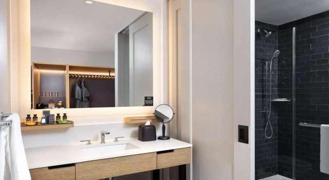 Четырёхместный номер Premium Canopy By Hilton Scottsdale Old Town