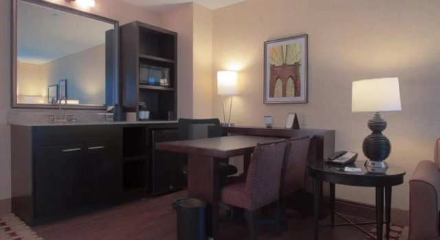 Люкс Embassy Suites Columbus - Airport