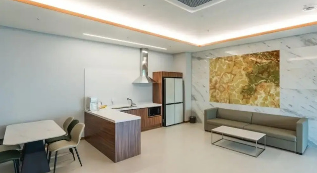 Номер Luxury Dongho Beach Hotel