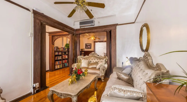 KLO Guest House, Забронировать Гостевой дом Bed-Stuy Бруклин, рядом с First AME Zion Church