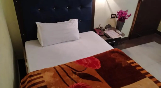 Standard room Zero Mile Rooms