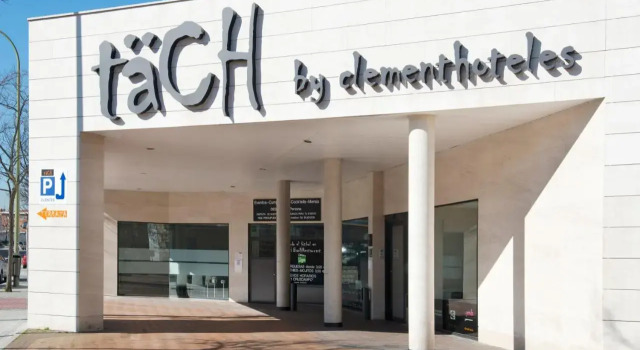 Hotel Tach Madrid Airport