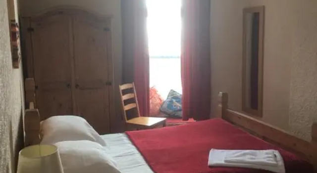 Двухместный номер Standard с видом на море Camelot Seafront Hotel