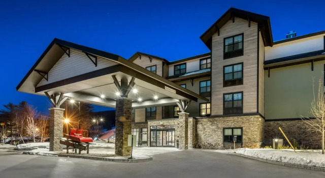 Fairfield Inn & Suites By Marriott North Conway, Varaa Hotelli Hotellit New England uima-altaalla, Uima-allas