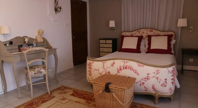 Verger des Hirondelles Chambres d'hôtes, Book Hotel  
