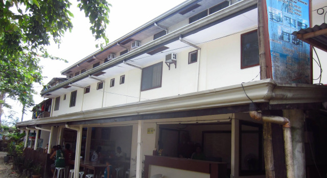 Wendy's Apartelle