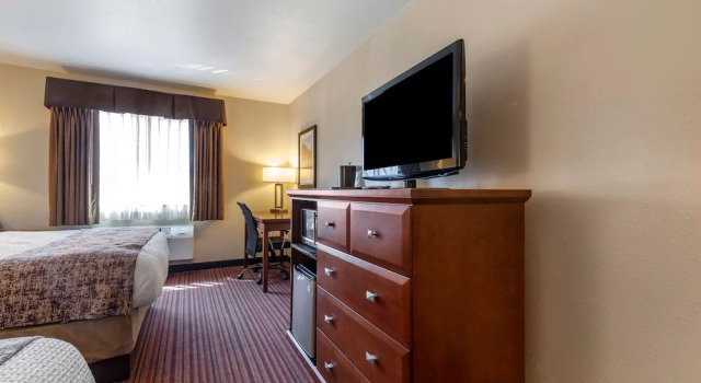 Четырёхместный номер Standard Best Western PLUS Sparta Trail Lodge