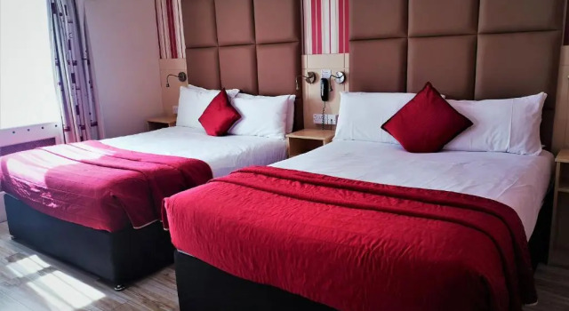Семейный номер Standard Bella Vista Hotel & Self Catering Suites