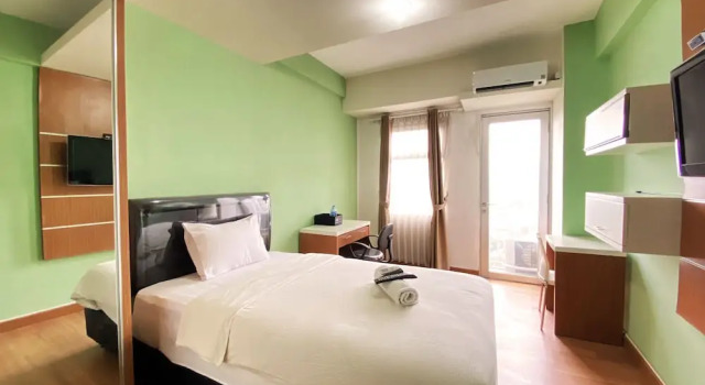 Студия Classic Studio Room Apartment at Oxford Jatinangor