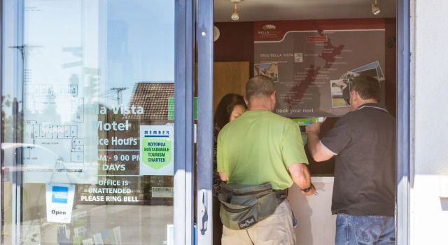 Bella Vista Motel Rotorua, Забронировать Мотель Мотели Озера Роторуа, Мотель