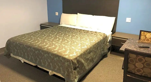 Номер Standard Golden West Manor Motel