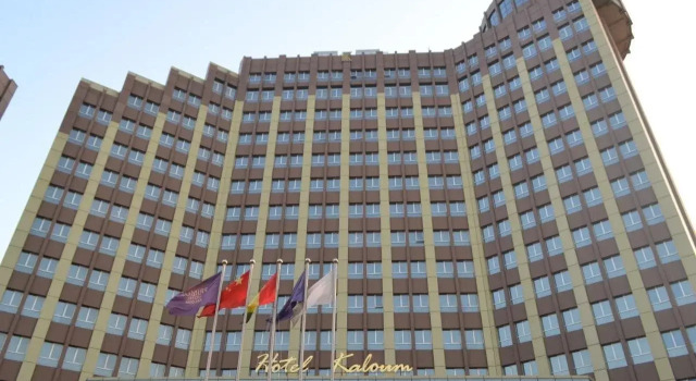 Hôtel Kaloum, Book Hotel Hoteller i Conakry med pool, Swimmingpool