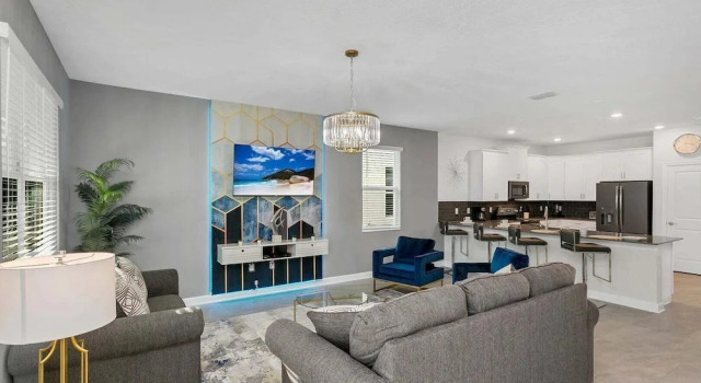 Super fun Spacious Family Home With top Amenities Pool/spa Sleeps 24, Забронировать Дом для отпуска Виллы Киссимми, рядом с Kissimmee Go-Karts, Вилла