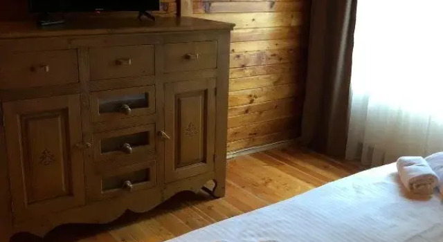 Alpin Eurowood, Varaa Hotelli Alba Iulia 