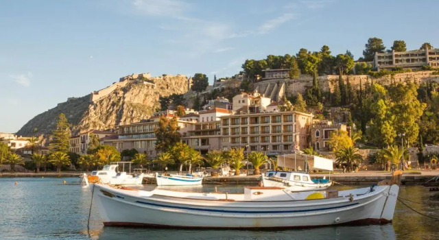Апартаменты Deluxe 2-bedroom Apt in the heart of Nafplion