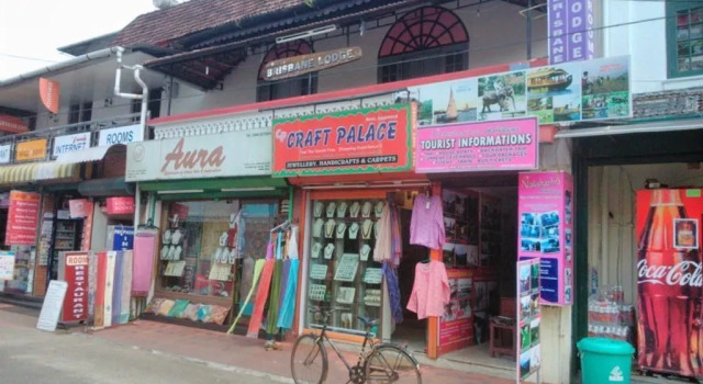 Brisbane Lodge, Забронировать Отель Коччи штат Керала, рядом с Mattancherry Palace