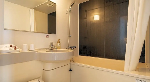 Кровать в общем номере (женский номер) Via Inn Shinagawa Oimachi