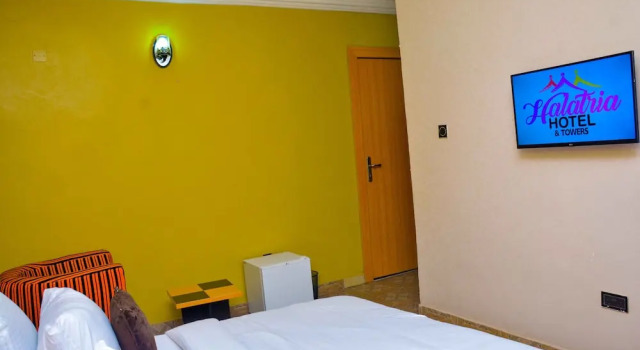 Номер Deluxe с балконом Halatria Hotel & Towers