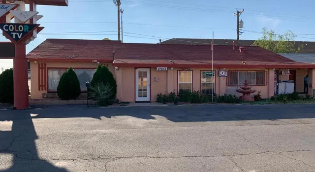 Standardowy czteroosobowy pokój Western Motel