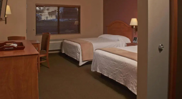 Четырёхместный номер Standard Hotel Glenwood Springs