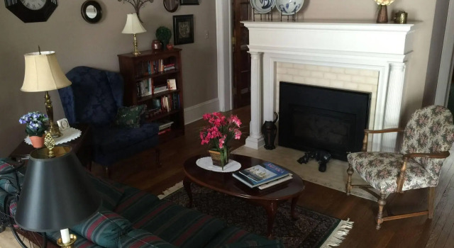The Collins House Inn, Varaa Hotelli Marion 