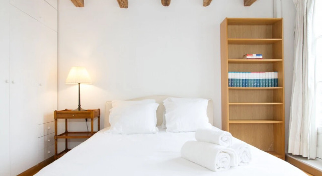 Private apartments - Saint Germain - Odéon, Забронировать Апартаменты/квартира 6-й округ: Сен-Жермен Париж, рядом с Лувр — Риволи