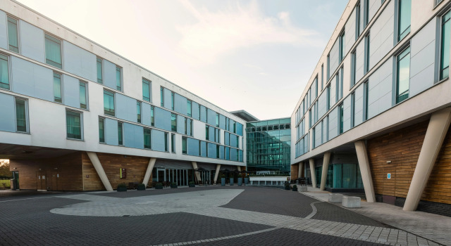 DoubleTree by Hilton Hotel Newcastle International Airport, Забронировать Отель Ньюкасл-апон-Тайн Тайн и Уир