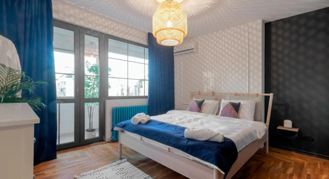 Royal Palace by CityLife Suites, Забронировать Отель Бухарест Muntenia, рядом с Музей коллекций произведений искусства