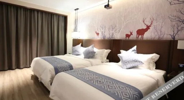 Gemei Hotel (Chunhui Road, Suncun, Jinan), Prenota Hotel Hotel a Shandong con parcheggio, Parcheggio