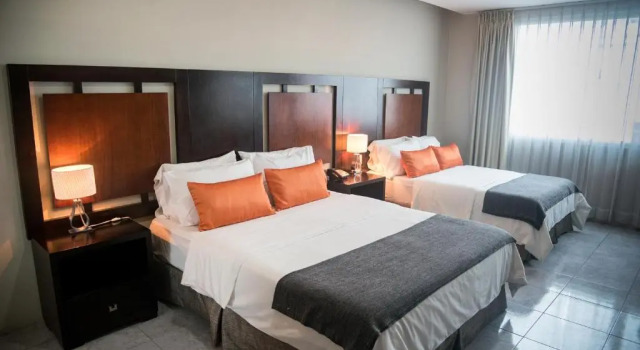 Трёхместный номер Standard Hotel Perla Spondylus