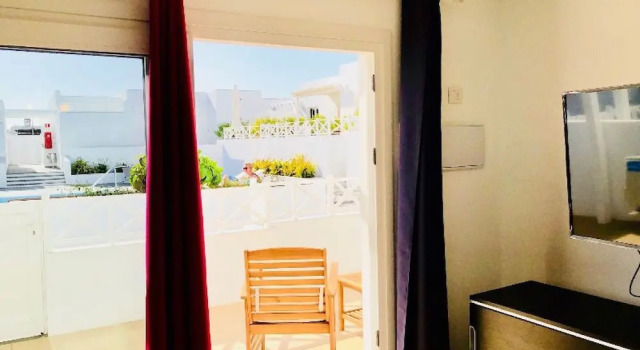 Apartment Mariposa With Pool, Smart Tv, Wifi & Air Conditioning in Playa Honda