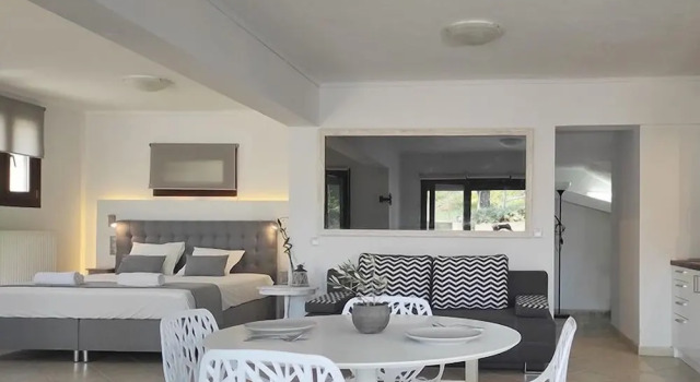 Zennova 20 Dream Nest Studio, Book Apartment Sarti 