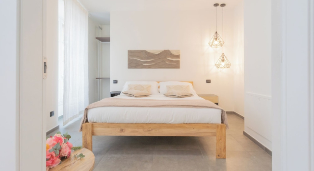 Enchanted Como Lake - City Apartment by Rent all Como, Забронировать Апартаменты/квартира Апартаменты Комо, рядом с Площадь Кавур, Апартаменты/квартира