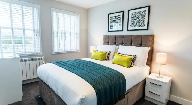 Suite Life Serviced Apartments - Old Town, Забронировать Апартаменты/квартира Суиндон Уилтшир, рядом с The Energy Check County Ground