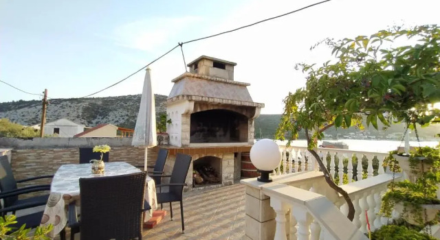 Апартаменты Romantic Apartment With Sea View Vinišće, Dalmatia