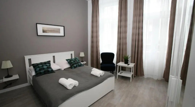 Двухместный номер Deluxe с балконом CENTER rooms