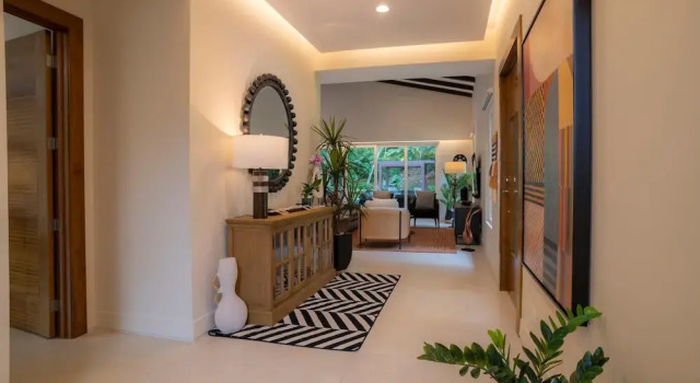 - Casa Cenizaro Six Bedroom Private Pool Family