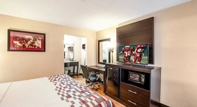 Двухместный номер Deluxe Red Roof Inn Battle Creek