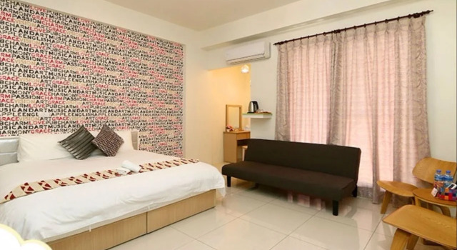 Adore, Rezervovat Hotel Yilan Čína