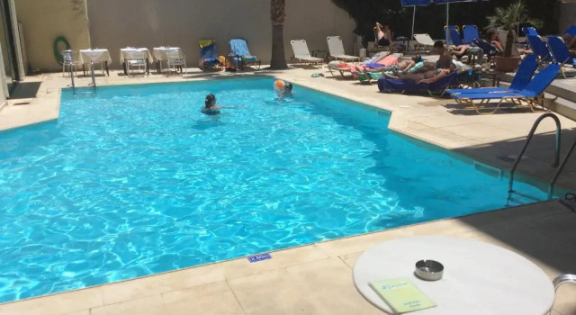 Студия Jason Hotel Apartments