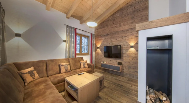 Chalet With Shared Swimming Pool, Rezerwuj Chalet Hotele w Salzburg z parkingiem, Parking