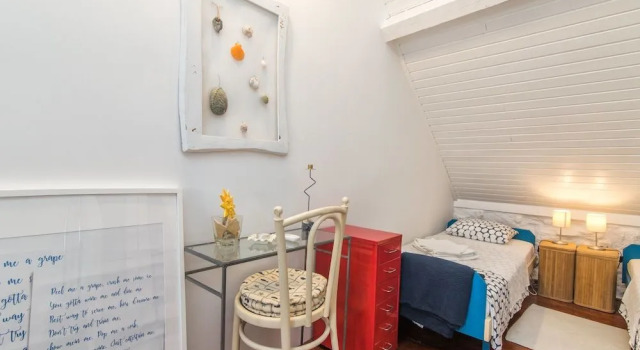 House Cozy House Sara, Забронировать Отель Отели Врбоска с парковкой, рядом с Частный Пляж «Виллы Эмма», Парковка