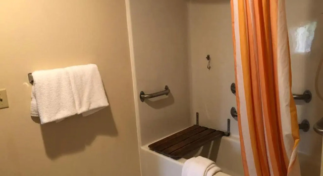 Двухместный номер Deluxe Executive La Quinta Inn & Suites by Wyndham Plattsburgh