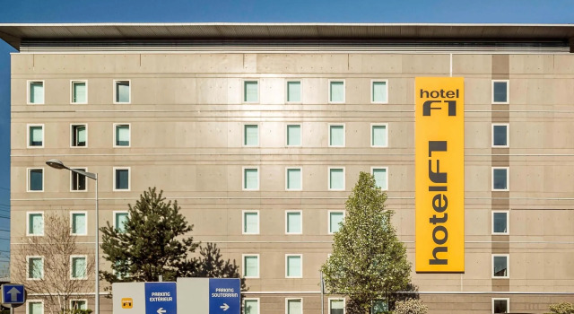 Hotel F1 Roissy Pn2, Varaa Hotelli Hotellit Val d'Oise pysäköinnillä, Pysäköinti