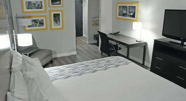 Номер Standard La Quinta by Wyndham Raleigh Downtown North