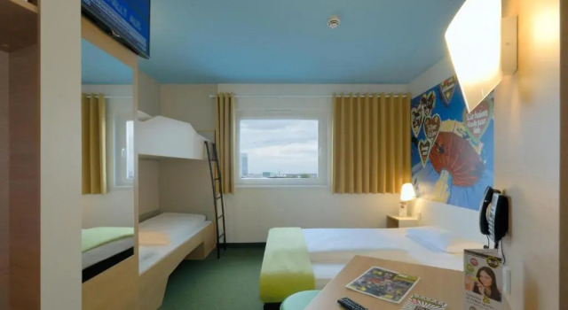 Семейный номер Standard B&B Hotel München City-West