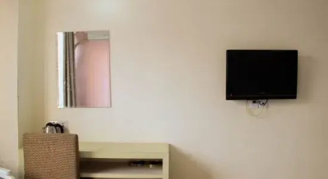 Jinzhishan Business Hotel, Rezerwuj Hotel Hotele w Shenzhen z parkingiem, Parking