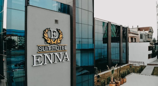 Enna Suit Hotel, Varaa Hotelli Hotellit Marmara-alue pysäköinnillä, Pysäköinti