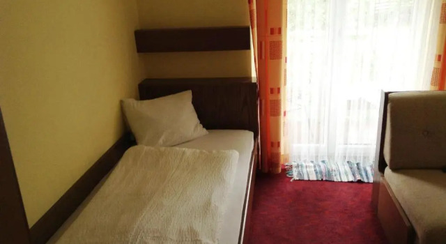 Номер Standard Pension Carina