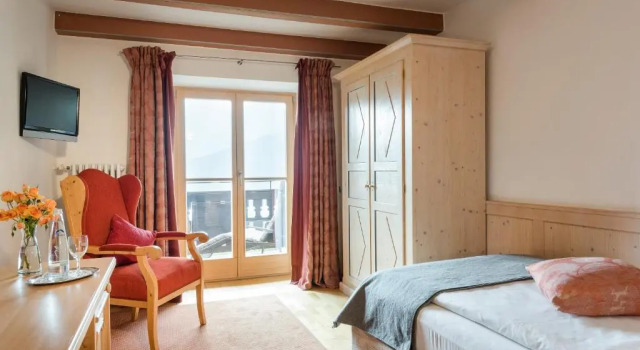 Одноместный номер Comfort с видом на озеро Der Westerhof Hotel